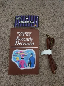 BOLSO BANDOLERA Beetlejuice Manual para los recientemente fallecidos Cartera Nuevo con etiquetas - Imagen 1 de 5
