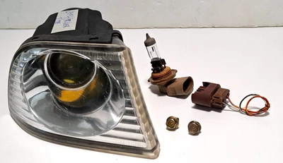 01 02 2003 2004 2005 LEXUS IS 300 IS300 LADO IZQUIERDO ANTINIEBLA FARO ANTINIEBLA Foto 1 de 4