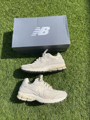 New Balance 2002R Calm Taupe