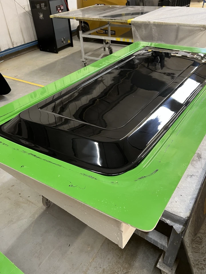 Side Flares/sleep Pods Mercedes Sprinter 2006-2024 /Vw Crafter 2006-2017 MWB/LWB - Image 1 of 4