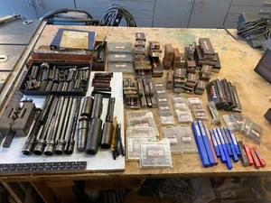 Huge Lot Sunnen Honing Mandrel Shoe Stone Machine Sleeve New and Used Parts - Bild 1 von 11