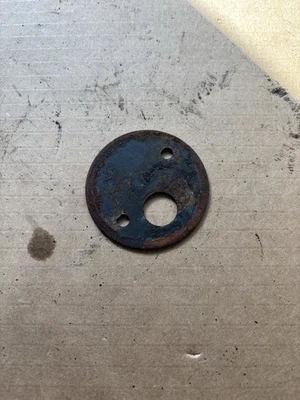 Placa de retención de correa de árbol de levas del motor 3 HP IHC M Foto 1 de 2