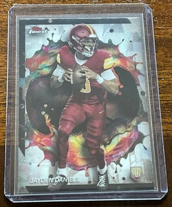 2024 Topps Finest - Rare Jayden Daniels #246 (RC) - Bild 1 von 2