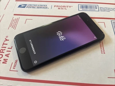 Apple iPhone SE 3rd Gen 2022 64GB AT&T Only Smartphone NICE 100 Percent Battery - Image 1 of 4