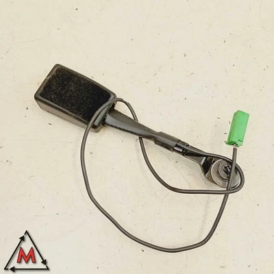 Front Left Belt Attachment for Volvo V40 Ber 2016-2019 Used (112319) - Image 1 of 4