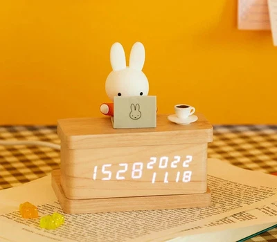 Miffy LED  Calendar table clock Full-year / Tracking - Image 1 of 4