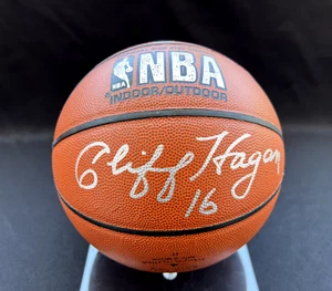 CLIFF HAGAN #16 SIGNED BASKETBALL PSA - Picture 1 of 5