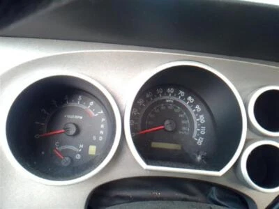 Medidor de velocímetro usado se adapta a: Toyota Tundra Cluster MPH 2011 8 cilindros con paquete de remolque Foto 1 de 4