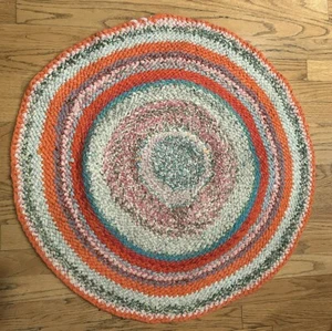 Hand Braided RAG RUG, 32" Diameter, Colorful and all Cotton, early 1900s Wisc. - Picture 1 of 7