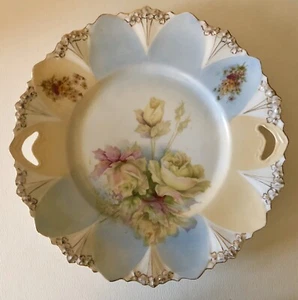 ANTIKER R S PREUSSEN Porzellan gelb rosa Rosen 2 GRIFF babyblau KUCHENTELLER - Bild 1 von 7