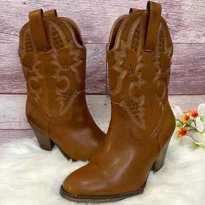 Mia 'Remi' Tan Heeled Western/Cowgirl Boots - Women's Size 7.5 - Bild 1 von 12