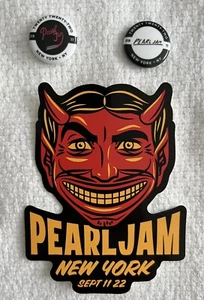 PEARL JAM STICKER + 2 PIN MSG NYC 9/11/2022 NEW YORK MADISON SQUARE GARDEN - Picture 1 of 3