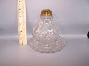 Vintage Miniatur Birnenförmige Öllampe Blatt Design aufgesetzte Untertasse - Bild 1 von 3