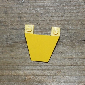 LEGO 4858 Yellow Vintage Brick Inverted Slope 4x4 w/out Stud Notches Qty 1 - Picture 1 of 4