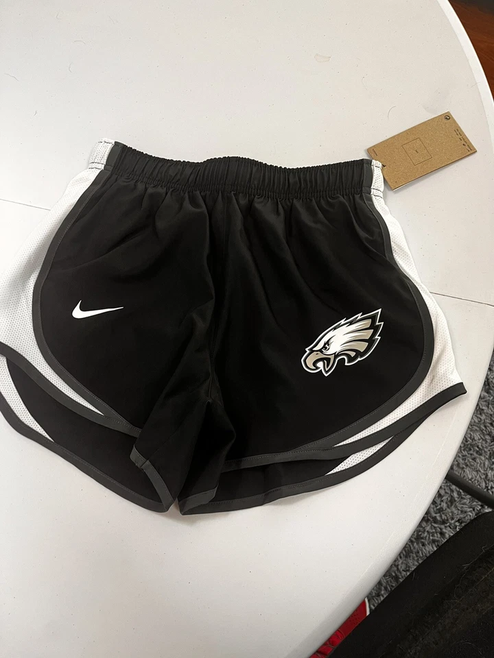 Pantalones cortos para mujer Nike Philadelphia Eagles NFL Xs Foto 1 de 4