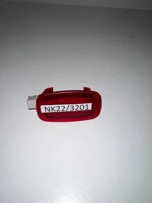 Lámpara de luz interior cortesía panel de tarjeta de puerta Mercedes W221 roja A2218200601 Foto 1 de 4