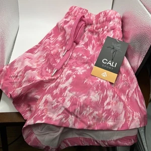 New!! Women’s LARGE Cali Sport Two Toned Pink Athletic Shorts W/Lining-NWT - Picture 1 of 6