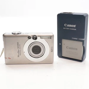 Canon SD300 Powershot Compact Camera Retro -VM 4340- - Picture 1 of 12
