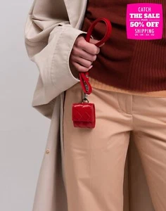 RRP €430 BOTTEGA VENETA Intrecciato Leather Lanyard Headphone Airpods Case Red - Photo 1 sur 11
