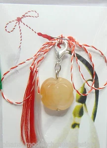 Martisor, Charm, Anhänger aus Edelsteine Karneol als Rose, handmade, Handarbeit - Bild 1 von 6