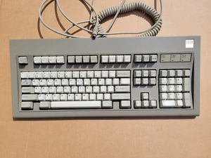 Vintage IBM Model M Industrial 1390653 buckling spring keyboard 1988 - Picture 1 of 7