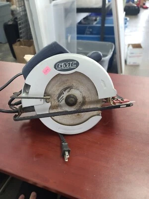 GMC 12 Amp Circular Saw MX185UL Wired - Image 1 of 4