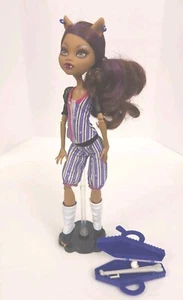 Muñeca de béisbol Monster High Clawdeen Wolf Ghoul deportes educación física - Imagen 1 de 6