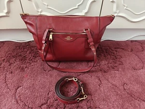 COACH Kleo carryall gold/cherry π bag - Picture 1 of 17