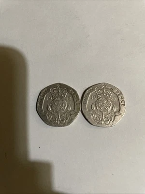 1982 20p Twenty Pence Coin X2 - Image 1 of 2