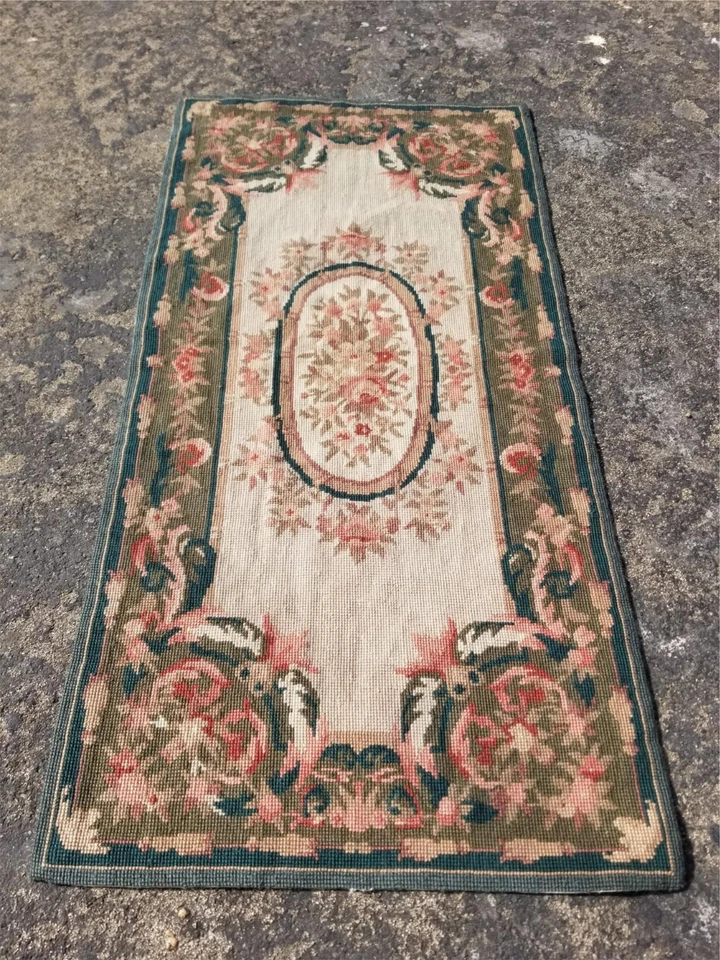 Antique French Aubusson Floral Wool Rug 96x45cm - Image 1 of 4