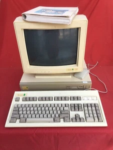 Acorn Archimedes A4000 - Afbeelding 1 van 14