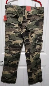 Mossimo Utility Cargo Camo Relaxed Fit Green 36 X 32 Lightweight 100% Cotton NEW - Picture 1 of 4