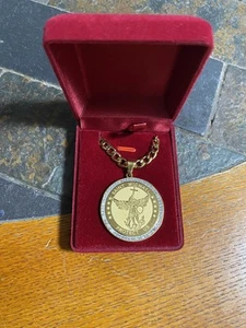 Heiliger Michael Erzengel Engel Anhänger Halskette 18 Karat Gold über Edelstahl - Bild 1 von 5