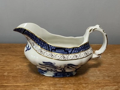 1x Royal Doulton Real Old Willow - solo Gravy Boat ottime condizioni - Immagine 1 di 4