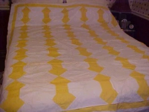 Top de edredón amarillo con arco de colección - Imagen 1 de 5