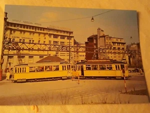 Wuppertal Straßenbahnzug Linie 23 am Döppersberg Richtung Rohnsdorf VhAg WSW - Bild 1 von 2