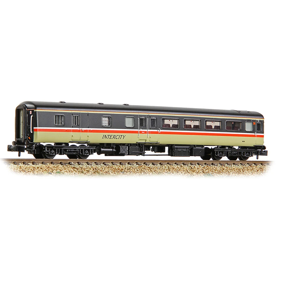 Graham Farish 374-693 N Gauge BR Mk2F BSO Brake Second Open Coach BR InterCity S - Image 1 of 1