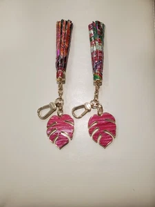Juego de 2 Llaveros Brahmin Rosa Hoja de Palma Borla Utopía Llavero - Imagen 1 de 4