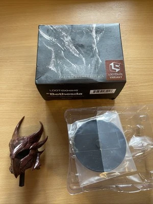 Loot Crate Elder Scrolls Oblivion Daedric Helmet Replica - Image 1 of 4