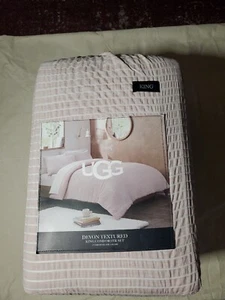 UGG Devon Textured 3-Piece Face Reversible King Comforter Set in Quartz Stripe - Picture 1 of 8
