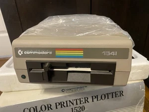 Commodore 64 + Single Floppy Drive & Color Printer Plotter 1520 +EXTRAS - Picture 1 of 14