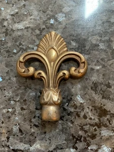 Fleur-de-Lis Finial Vintage  - Picture 1 of 3