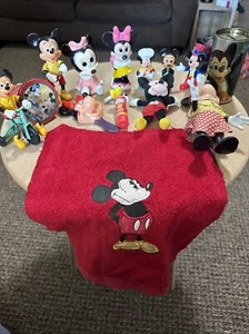 Disney Mickey and Minnie Mouse Lot Of 14 Items Of Mickey And Minnie Memorabilia - Bild 1 von 19