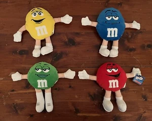 M&M sprechendes Plüsch-Sammlerstück, 4 Stück, rot, grün, blau, gelb - Bild 1 von 7