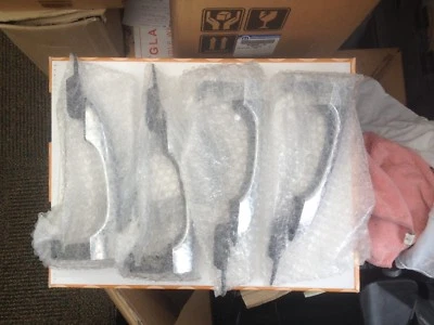 JEEP CHEROKEE 2014 GENUINO NUEVO MOPAR CROMADO MANIJA PUERTA KIT 82213129 Foto 1 de 4