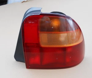 Rover 400 Schrägheck 1995-98 O/S/R rechts Rücklichteinheit - Bild 1 von 2