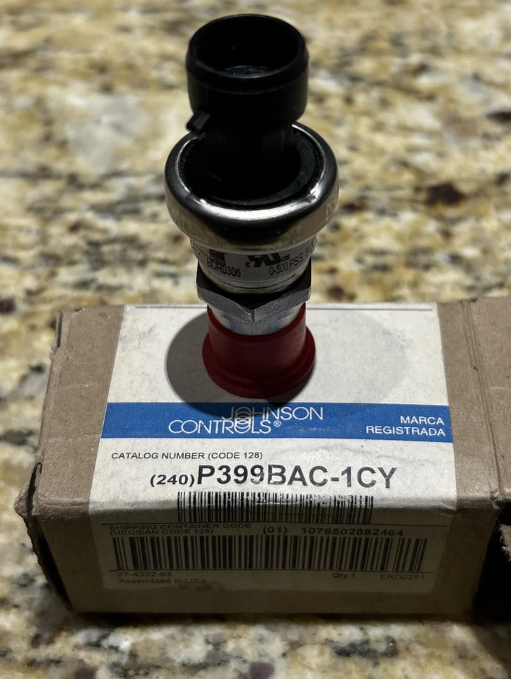 Johnson Controls P399CAC-1C Pressure Transducer, 0-750 psis, 1/4", P399 - Image 1 of 1