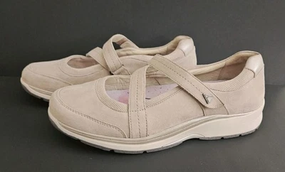 Aravon by New Balance Womens 11 D Wide Mary Janes Taupe Comfort Walking Shoes - Image 1 of 4