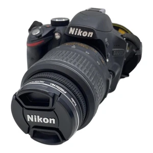 Nikon D3200 Digital Camera Lens Kit - Picture 1 of 10