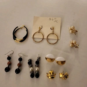Lotto di 7 set orecchini assortiti vintage anni 80 - Foto 1 di 2